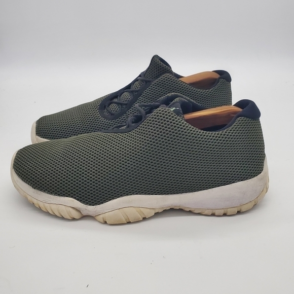 Nike Shoe Men 10M Air Jordan Future Basketball Green 718948-305 Low Top Mesh